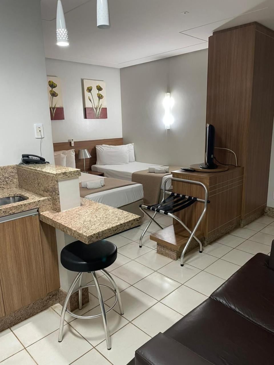 Sun Square Suites Hotel By Lual Goiania Exterior photo